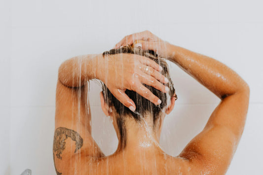 Does tea tree shampoo help with dandruff?