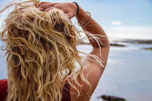 How to get rid of split ends without cutting your hair