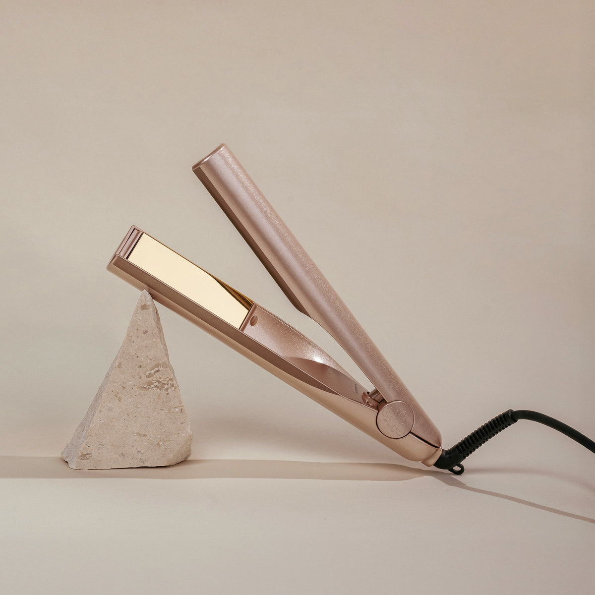 Original TYME iron in Rose gold, EU and UK voltage